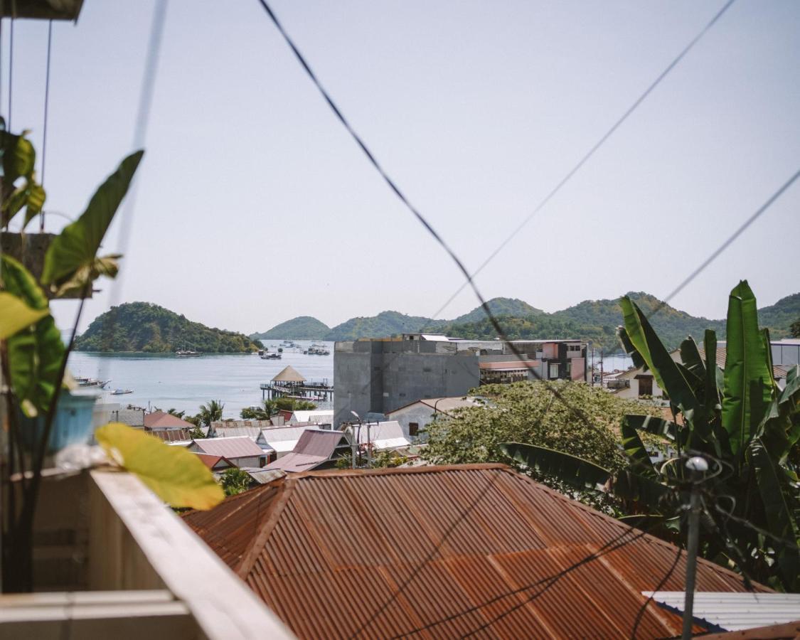 De Nata Hostel Labuan Bajo Luaran gambar